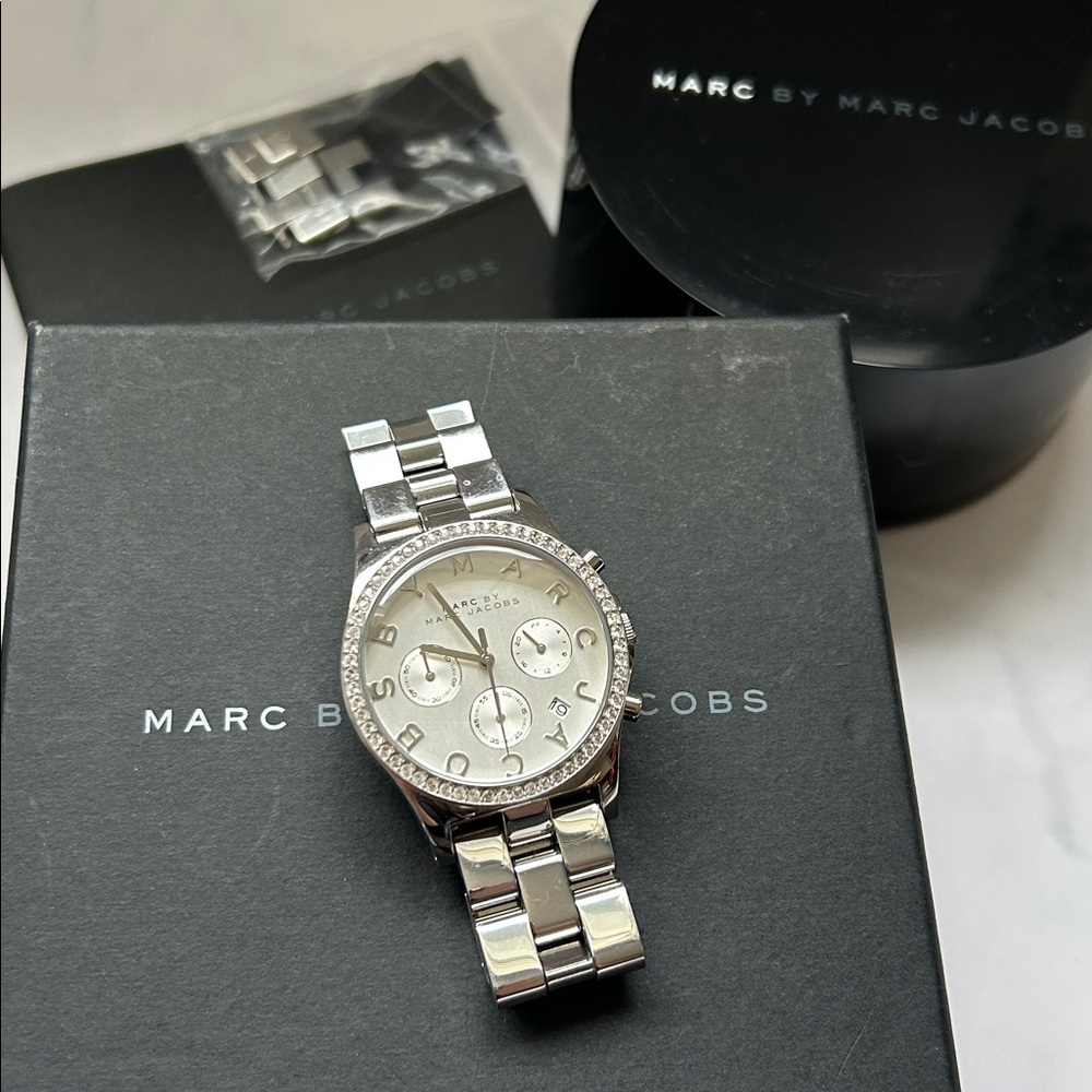 Marc by Marc Jacobs Silver Watch - MBM3104